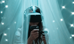 虚拟人的春节档：有人登台献唱，有人开直播道歉