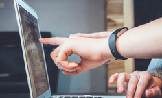 冰墩墩买不到，谷爱凌手办被疯抢，“潮玩”生意为何这么火？