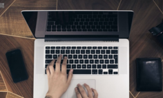 我在直播间上“求职私教课”：钱花了，offer没到手