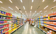 靠一张300元会员卡，直播代购能月入10万？