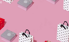 七夕推孤寡青蛙？瑞幸的“反向营销”又把年轻人琢磨透了