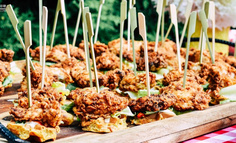 抖音上的餐饮人，迟早还要回美团